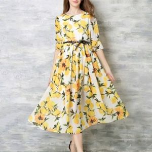 Sheer Yellow lemon print dress w. Belt (?sizes 8-10)